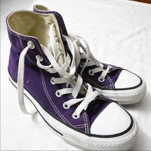 Converse chuck size 6